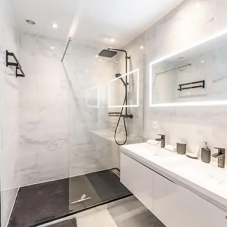 Very In Duplex Center Apartment *