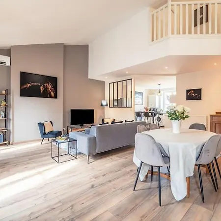 Very In Duplex Center Λυών